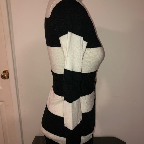 Coogi Sweater Cardigan - Picture 2 of 6